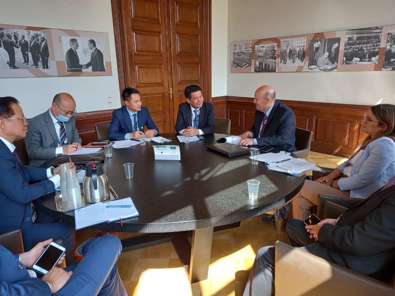 Bộ trưởng Nguyễn Hồng Diên họp song phương với Cao ủy Thương mại Israel Ohad Cohen